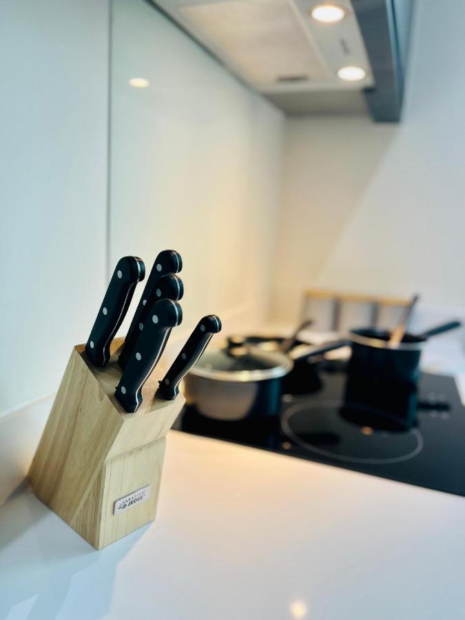 Stylish Studio Apartment Near To Old Trafford Stadium Manchester Exterior foto