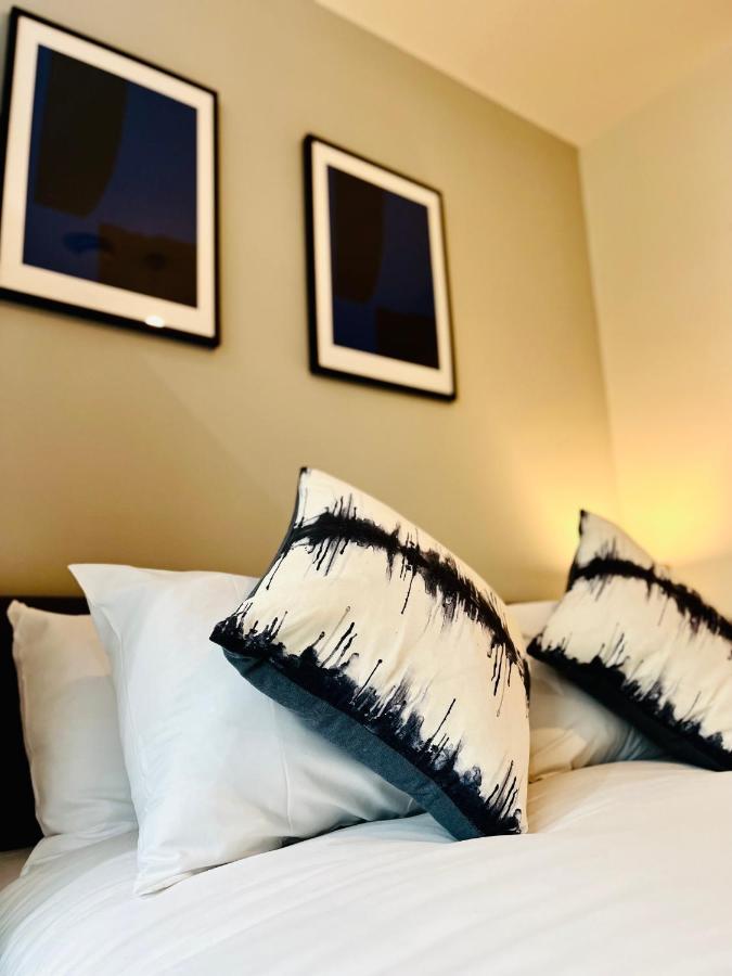 Stylish Studio Apartment Near To Old Trafford Stadium Manchester Exterior foto
