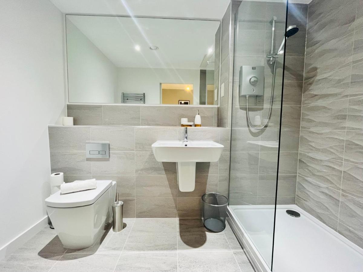 Stylish Studio Apartment Near To Old Trafford Stadium Manchester Exterior foto